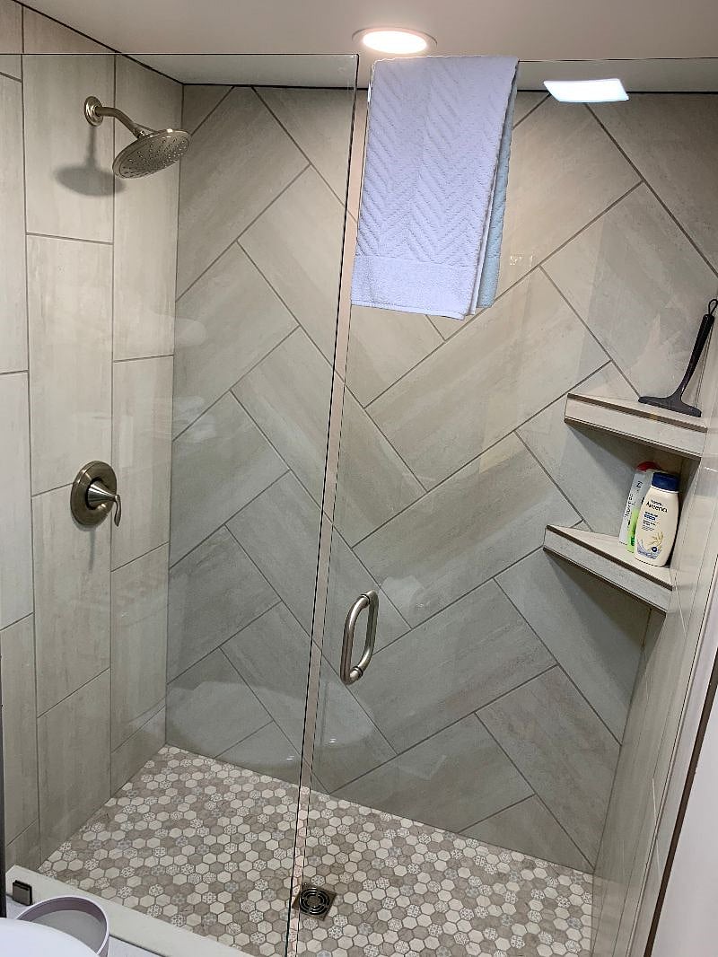 Beautiful walk in tiled shower