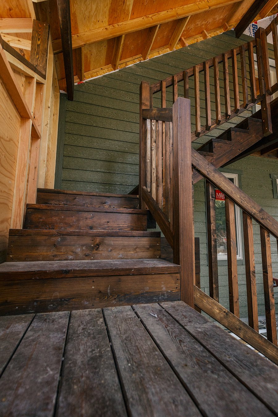 Private entry to covered deck