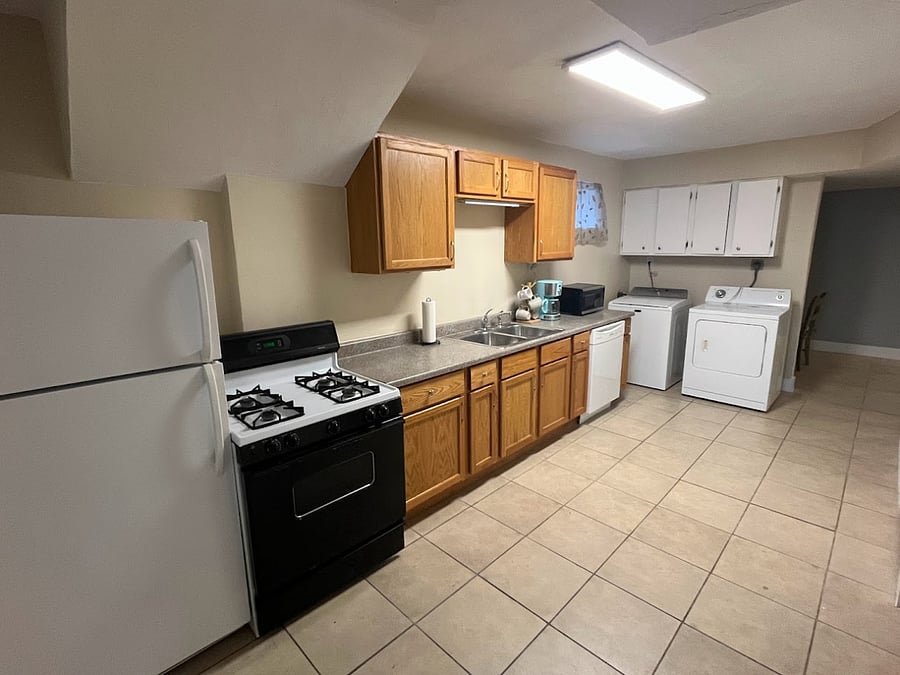 Furnished Finder property 666420_1 photo 8