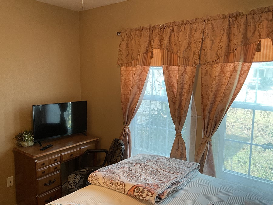 Furnished Finder property 666422_1 photo 15