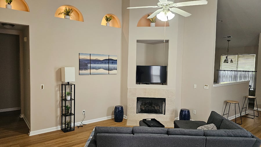 Living Room TV and accent lighting