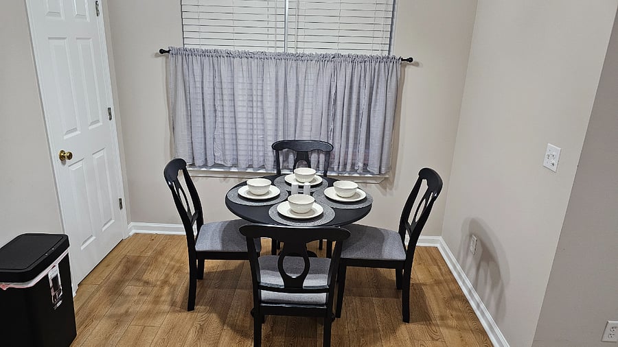 Breakfast Nook