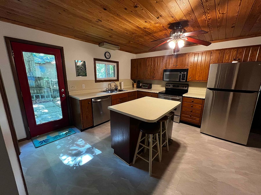 Furnished Finder property 667009_1 photo 8