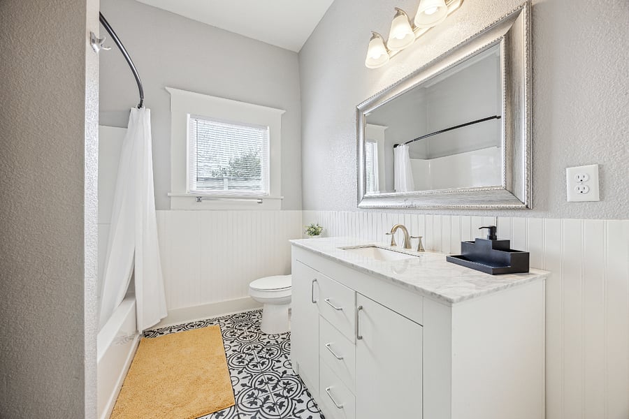 Guest bathroom