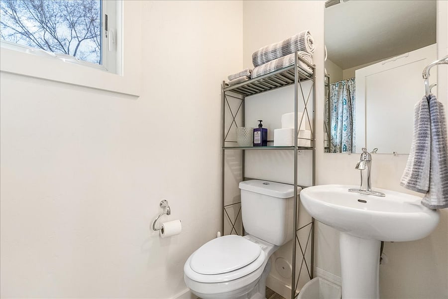 Furnished Finder property 667203_1 photo 13