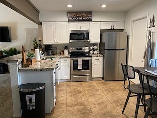 Furnished Finder property 667293_1 photo 6