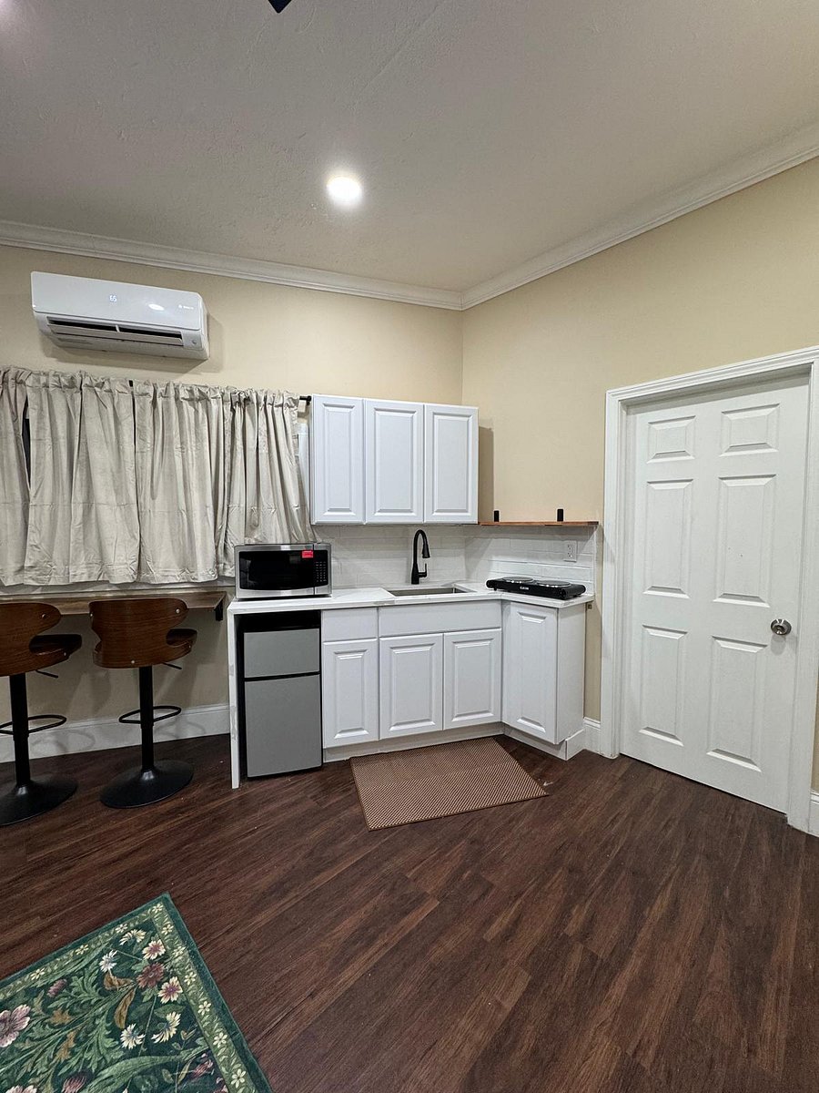 Furnished Finder property 667324_3 photo 11