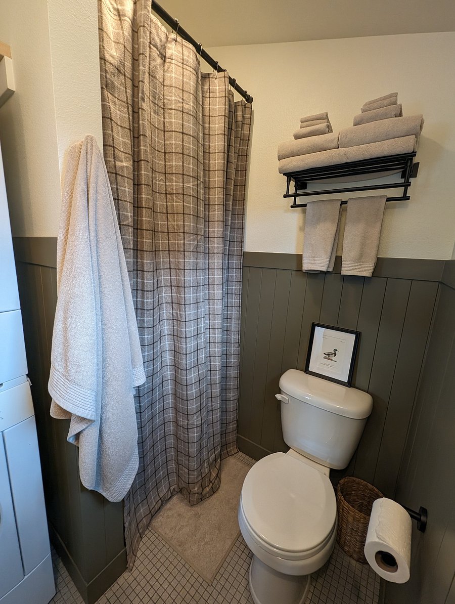 Furnished Finder property 667340_1 photo 8