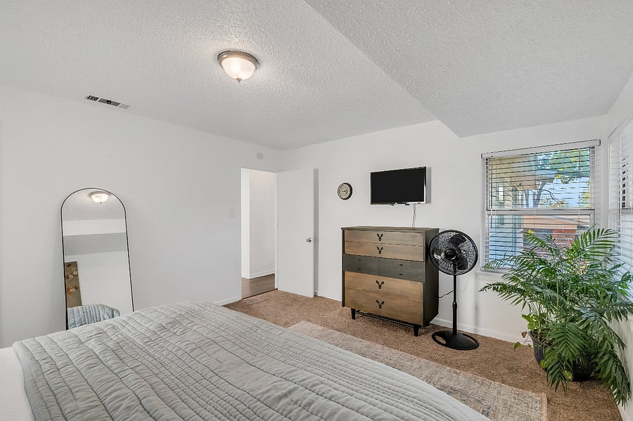 Furnished Finder property 667383_1 photo 11
