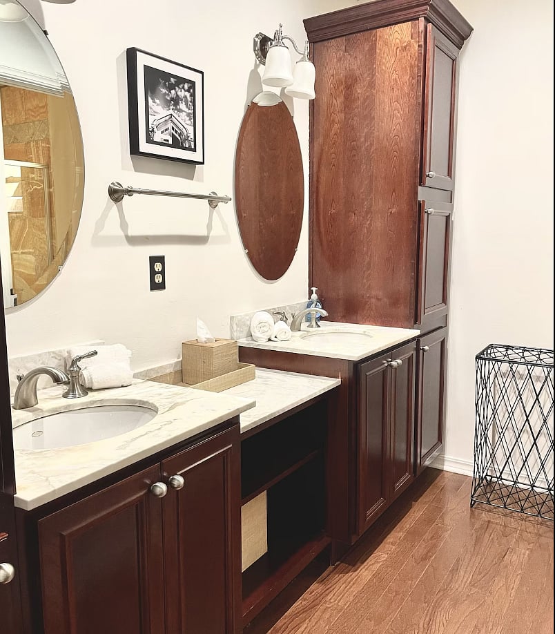 Modern master bathroom