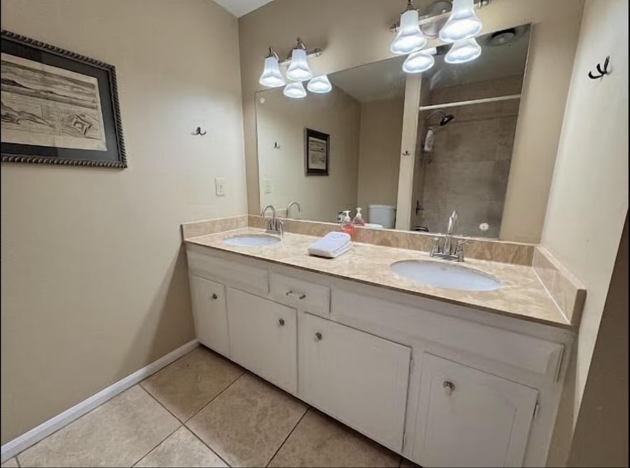 Guest bathroom with double sinks