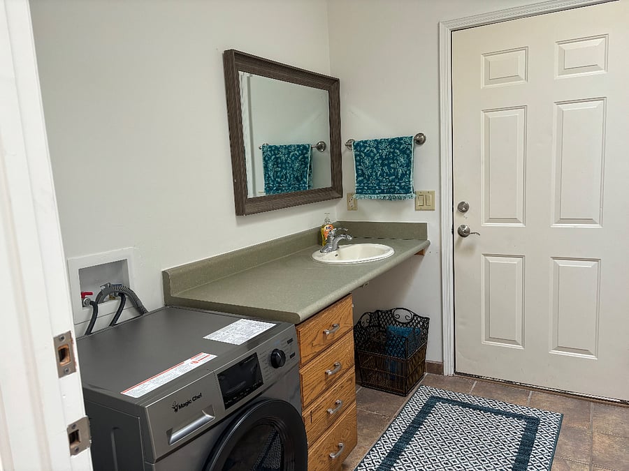 Furnished Finder property 667702_1 photo 8