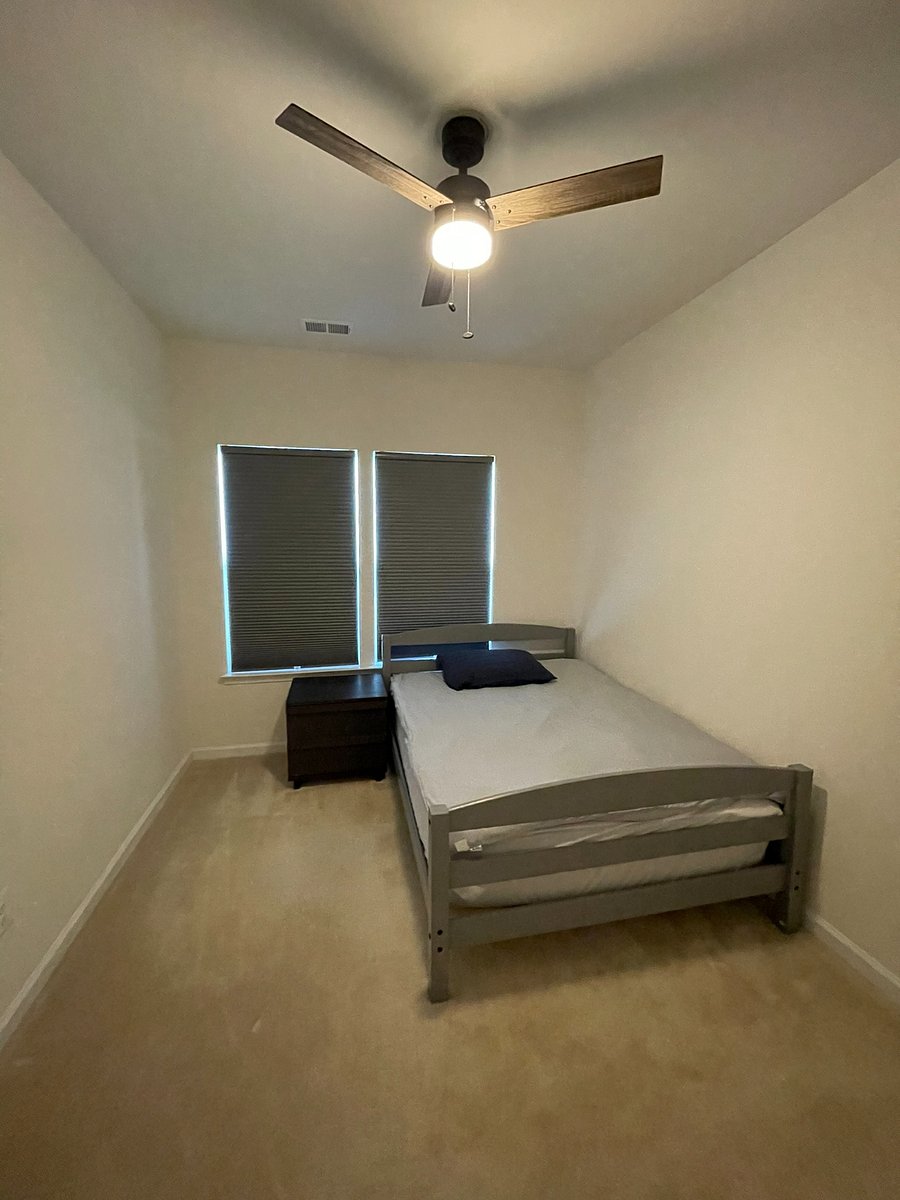 Full Size Room (Third Floor)