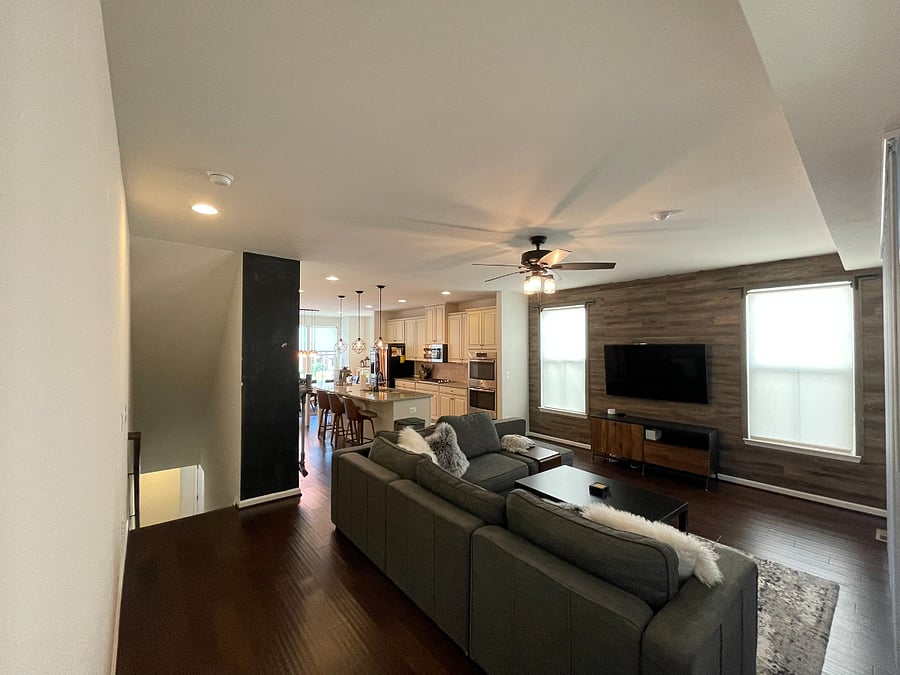 Living Room (2nd Floor)