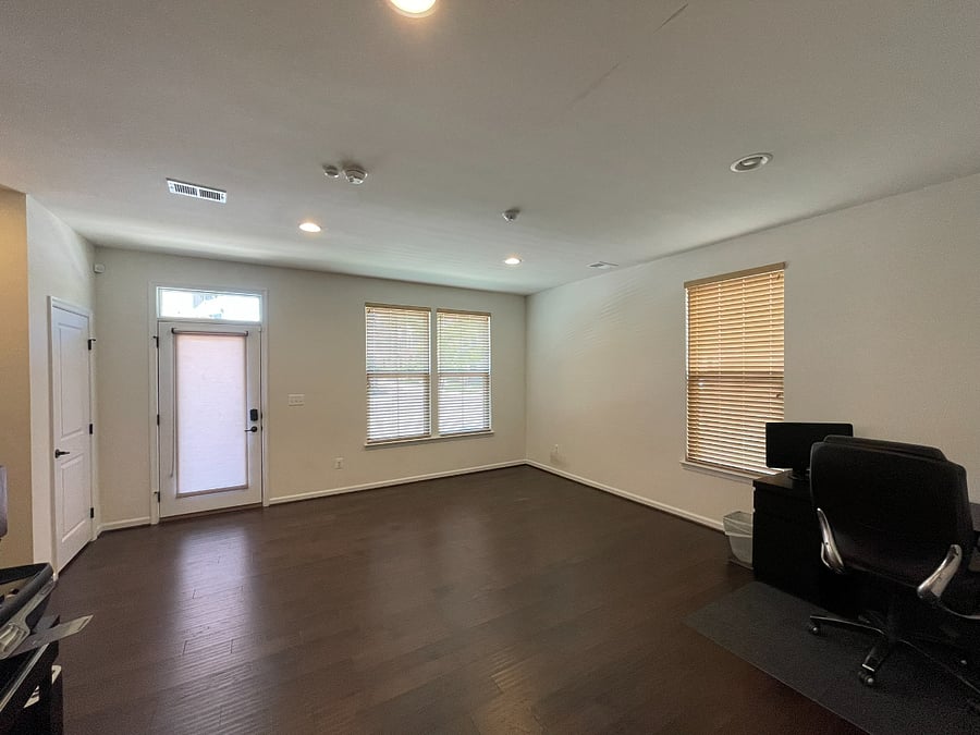 Recreation Room / Office Room (1st Floor)