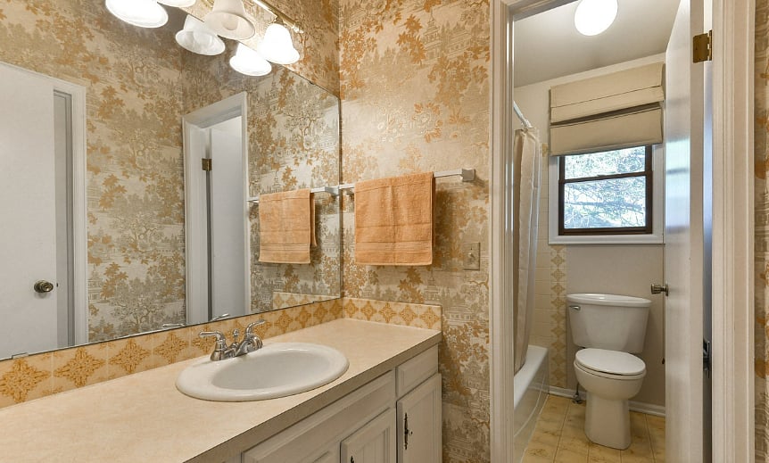Upstairs Bath
