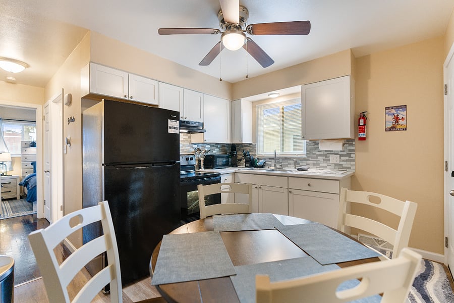Furnished Finder property 667820_3 photo 9