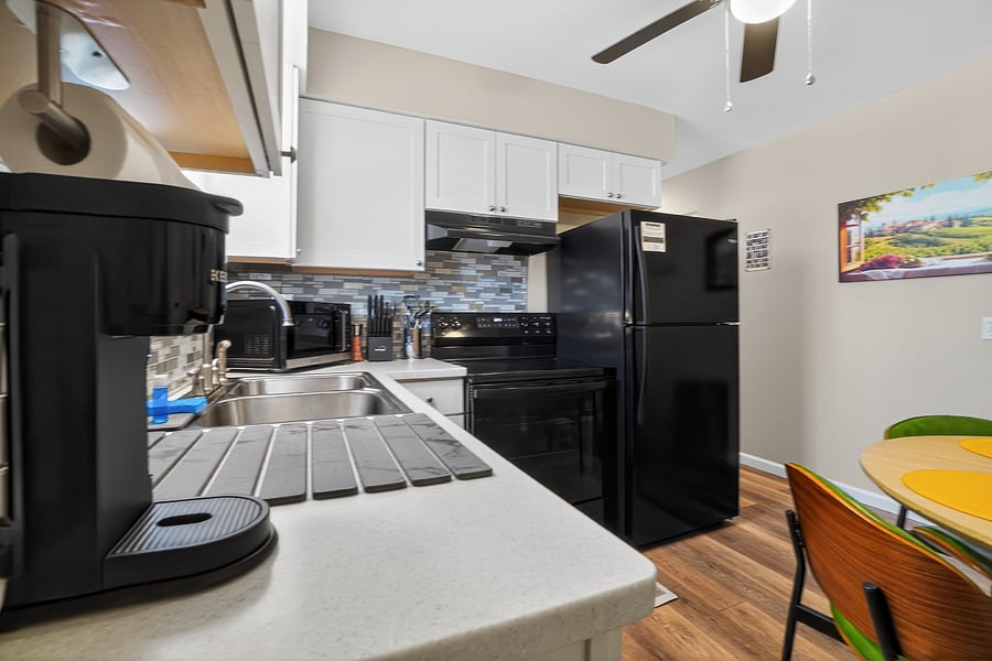 Furnished Finder property 667820_6 photo 4