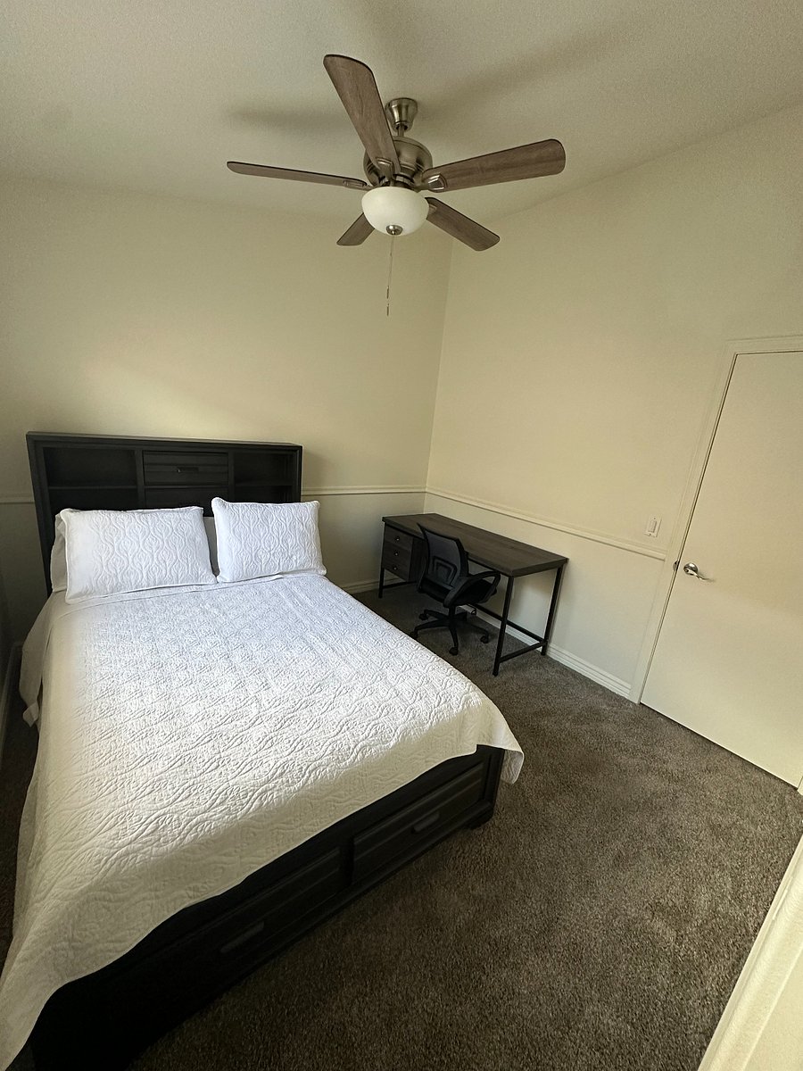 Bedroom #1