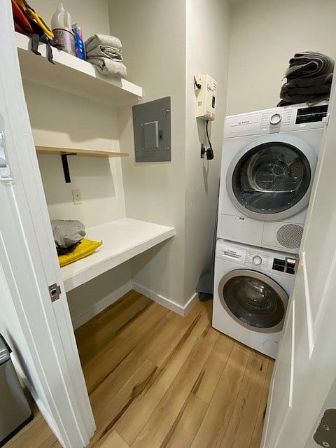 Laundry and Small Workstation