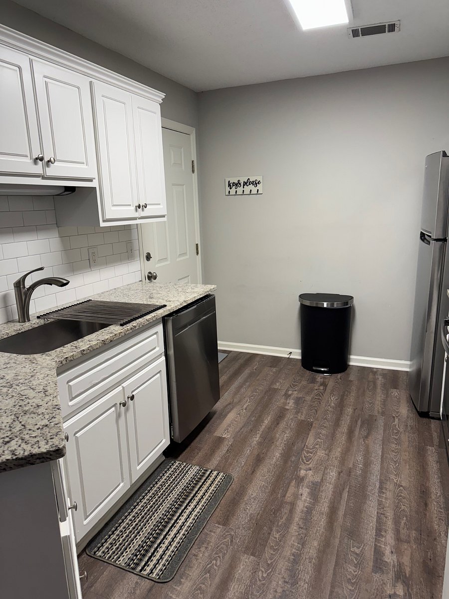 Furnished Finder property 667893_1 photo 24