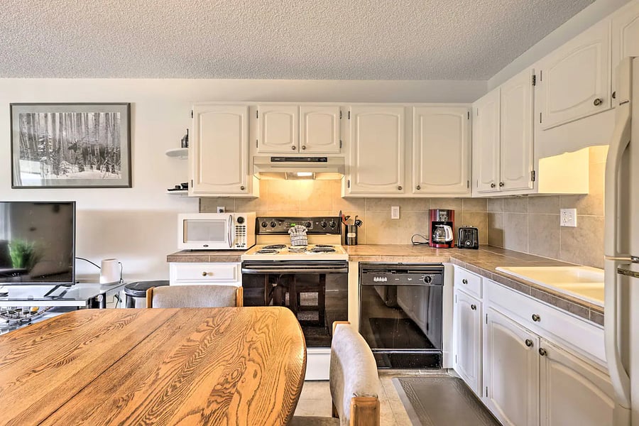 Furnished Finder property 668005_1 photo 10