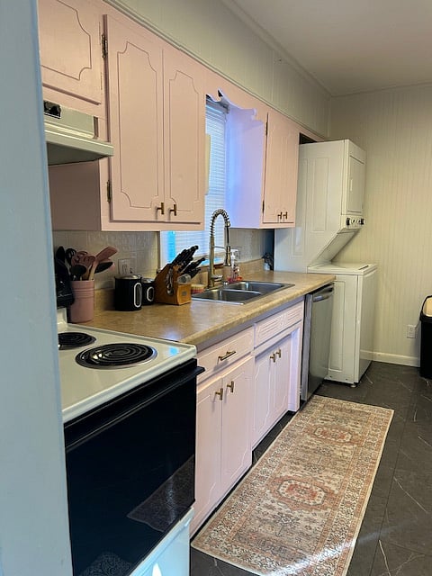 Furnished Finder property 668031_1 photo 18