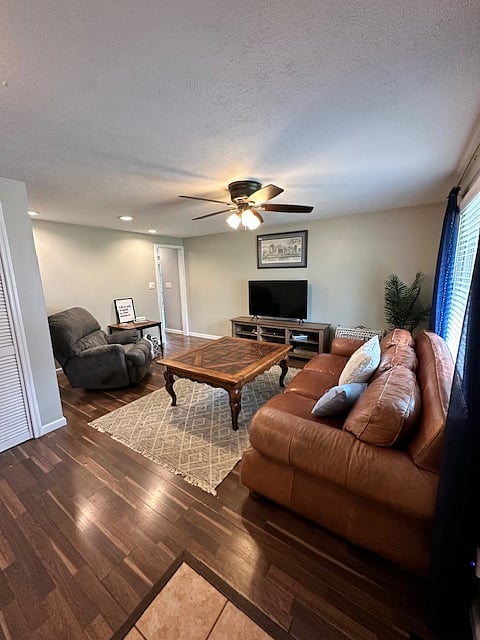 Furnished Finder property 668177_1 photo 3