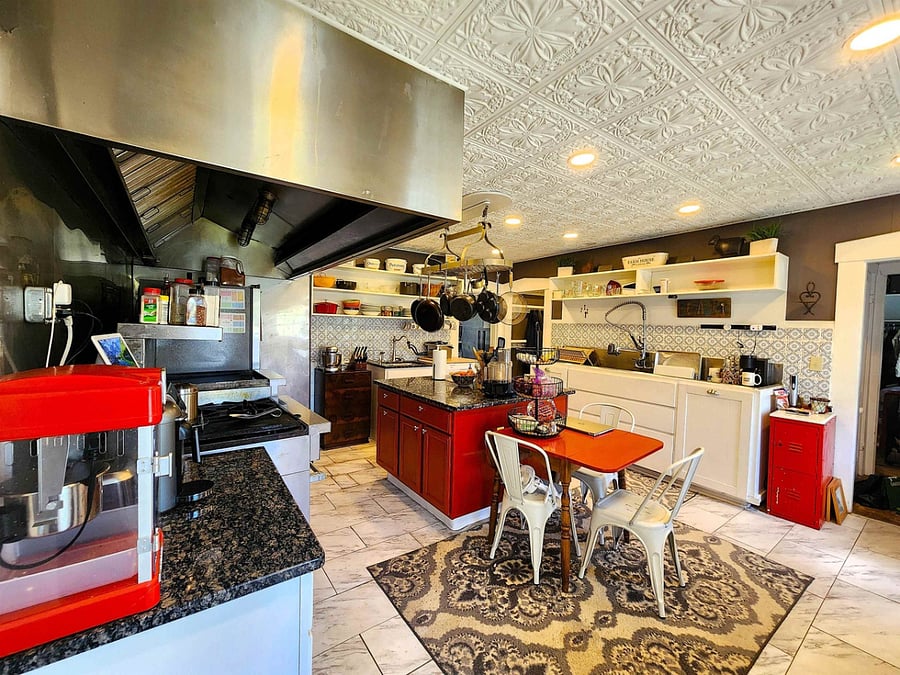 Furnished Finder property 668200_2 photo 5