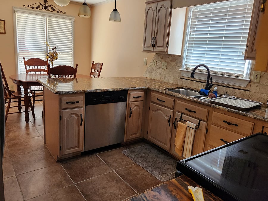 Furnished Finder property 668295_1 photo 11