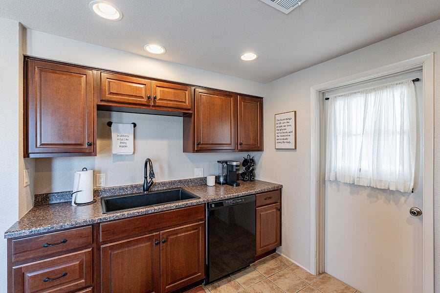 Furnished Finder property 668327_1 photo 5
