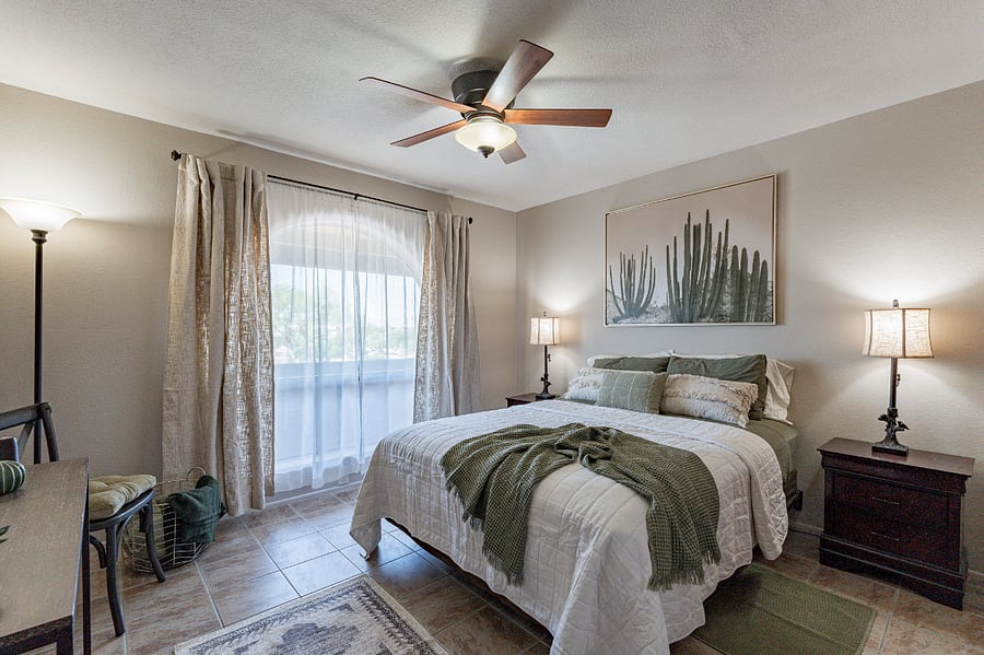 Queen Bedroom