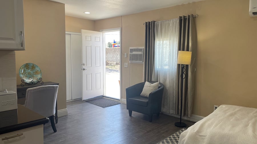 Furnished Finder property 668338_1 photo 3