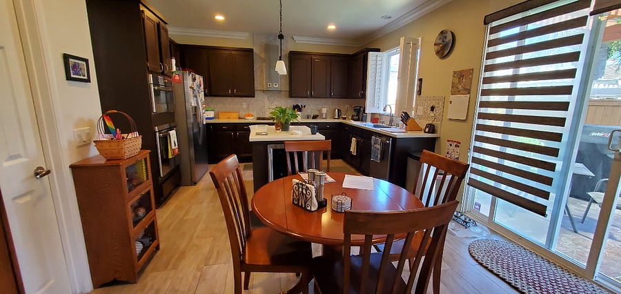 Extra informal dining seating