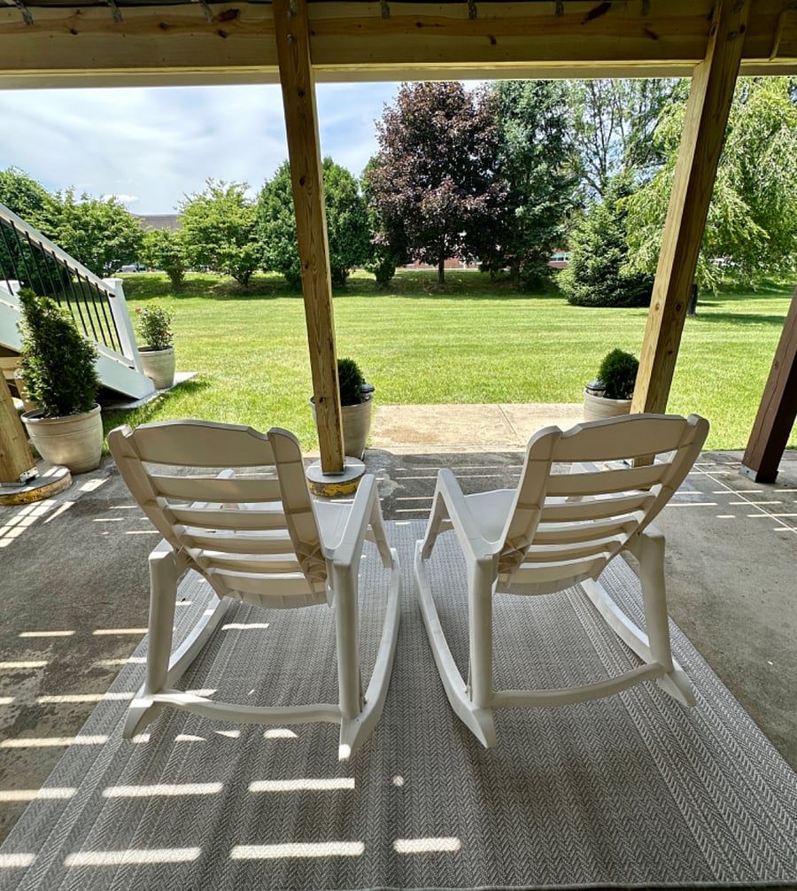 Private outside patio with chairs