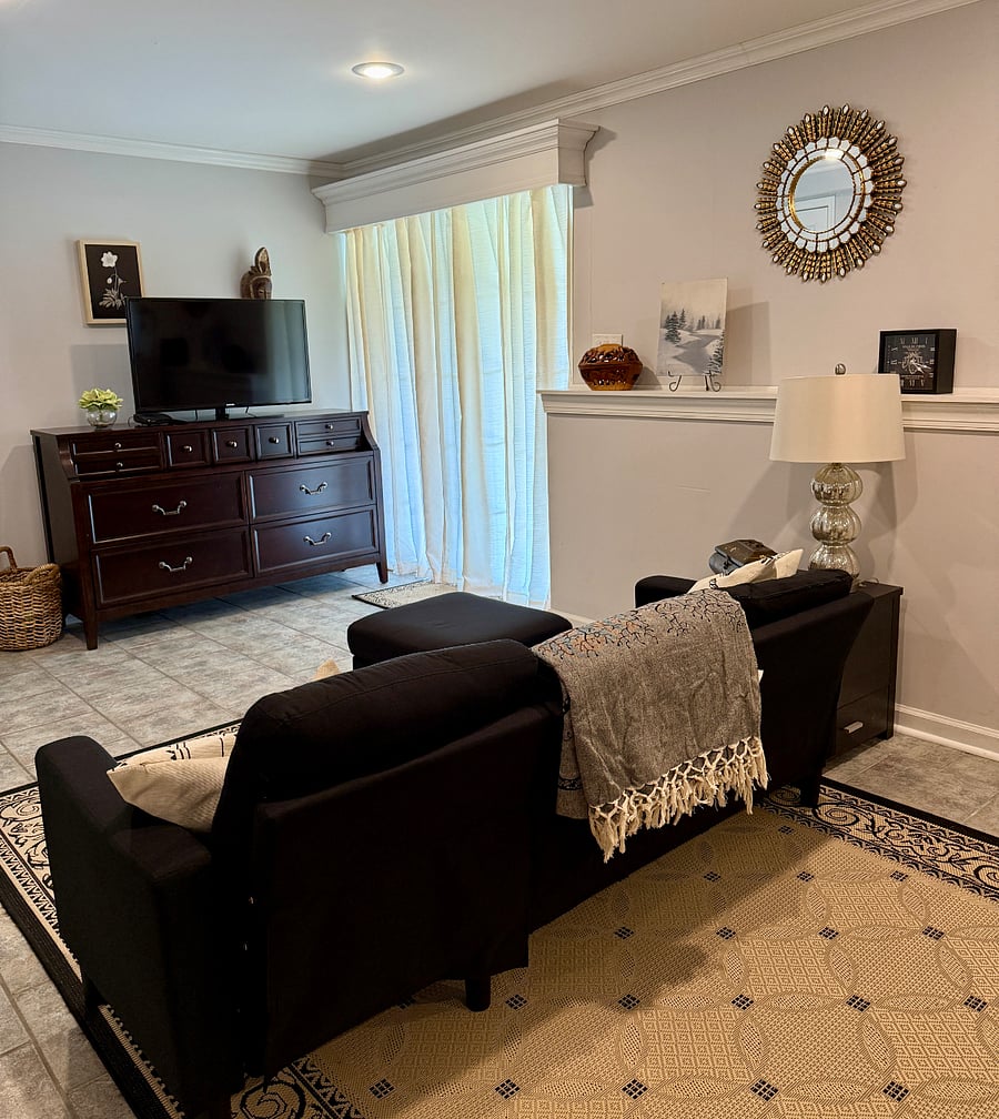 Seating area with tv