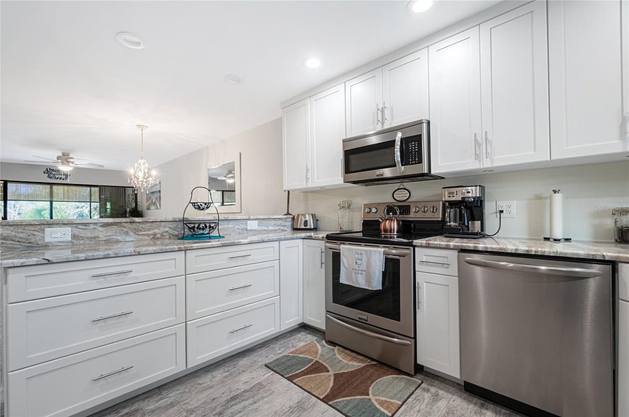 Furnished Finder property 668500_1 photo 16