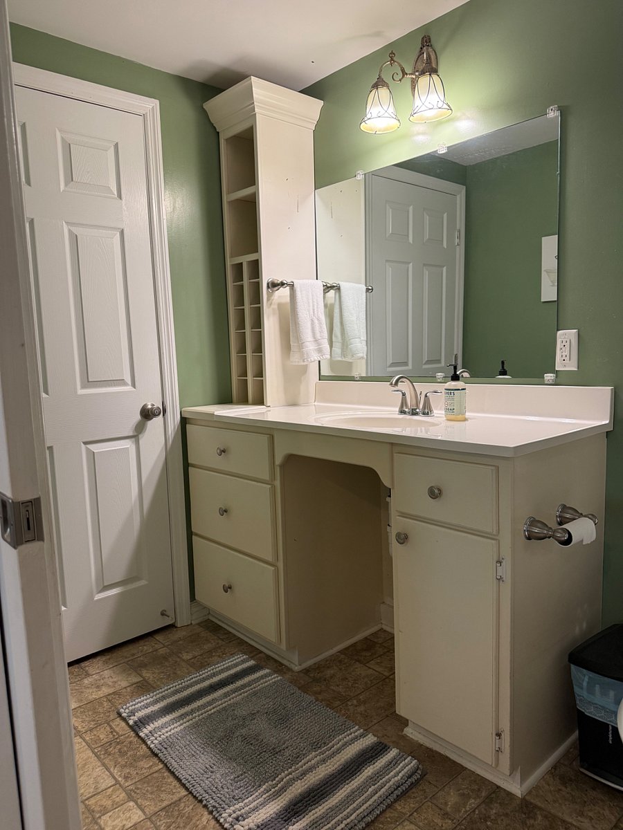Bathroom 1 Downstairs
Wheelchair accessible