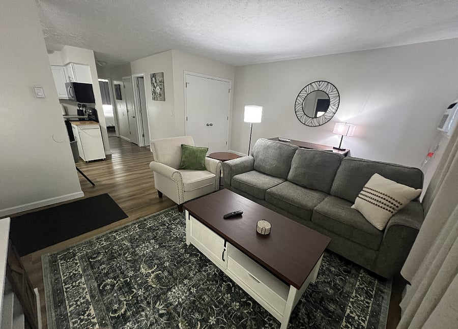 Furnished Finder property 668530_2 photo 1