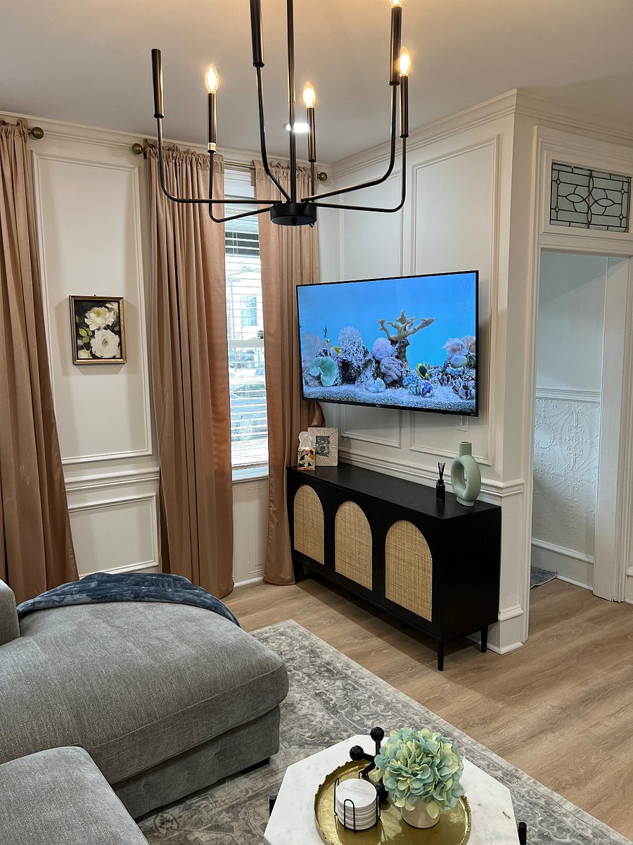 Family room smart tv