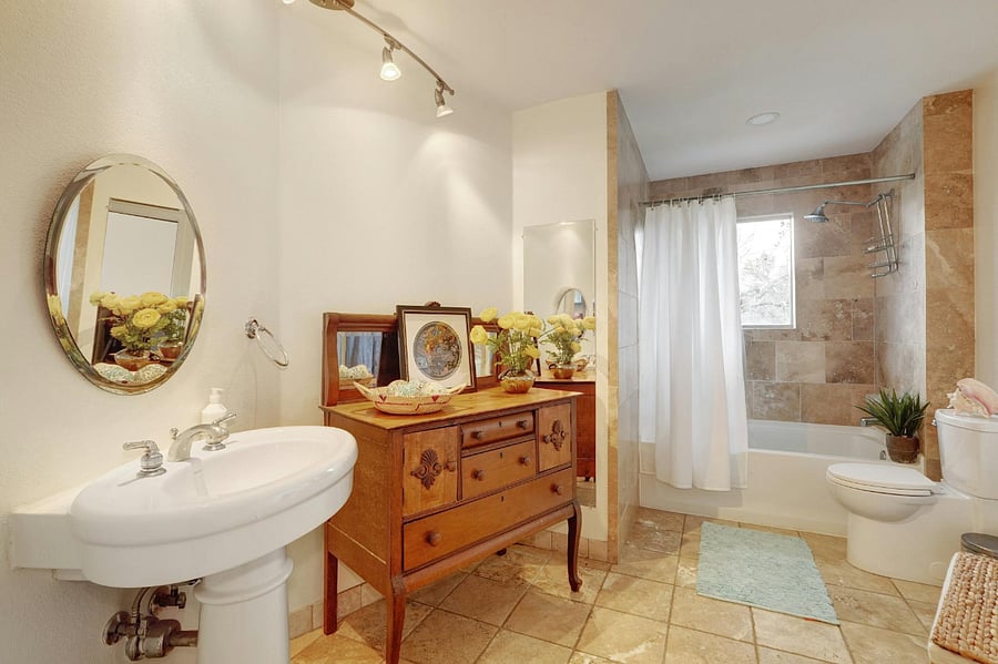 Furnished Finder property 668554_1 photo 14