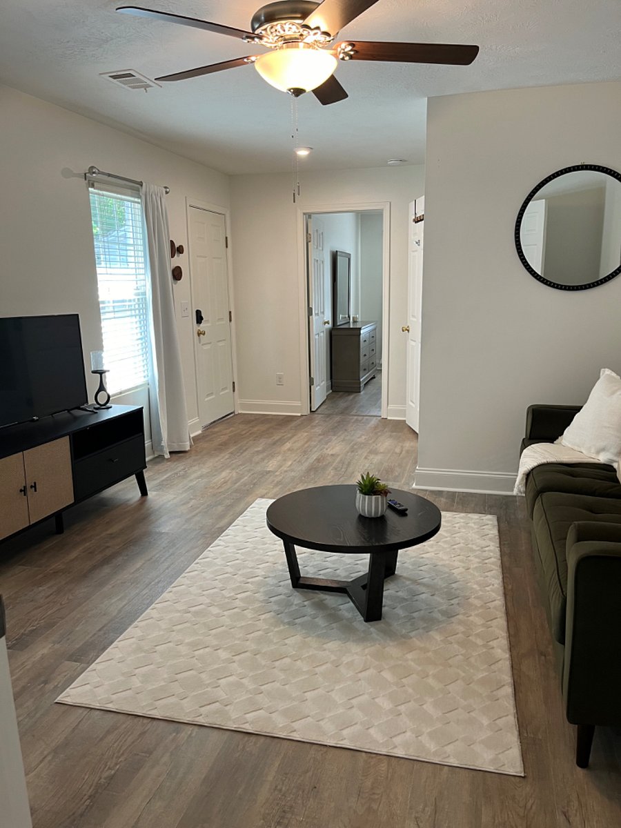 Furnished Finder property 668566_4 photo 3