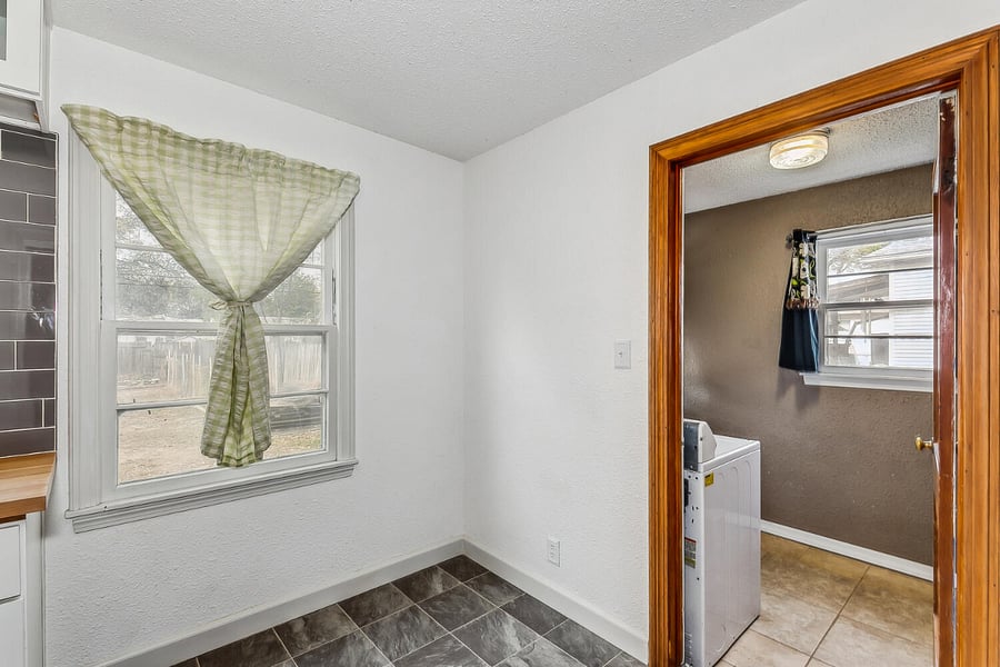 Furnished Finder property 668638_1 photo 10