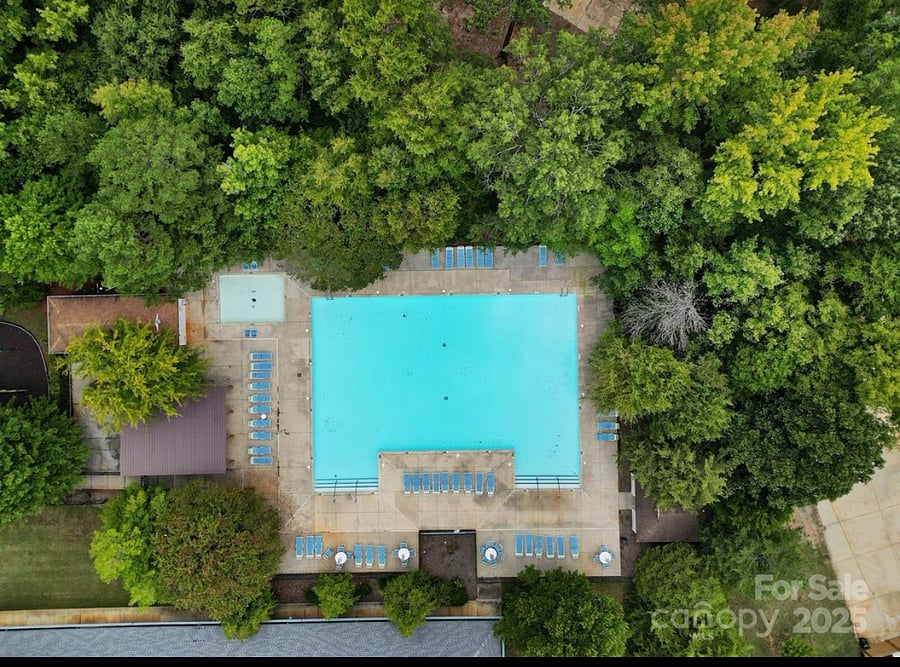 Regent Park pool, 5 minute drive from condo. 