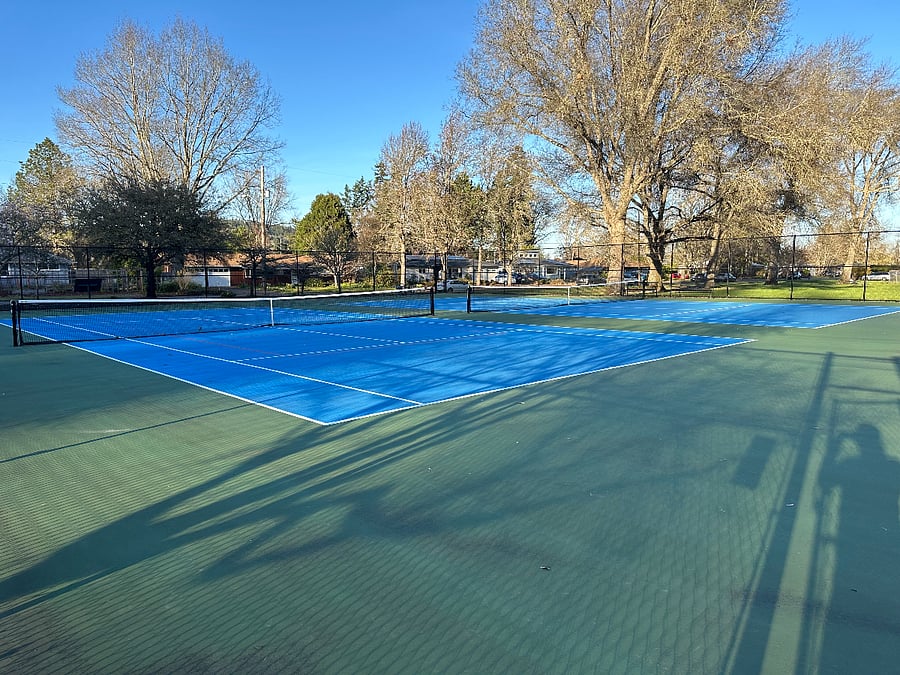 Pickleball and tennis courts nearby