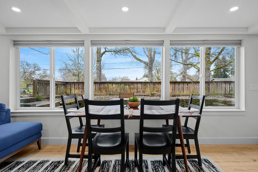 Dining area overlooking the park