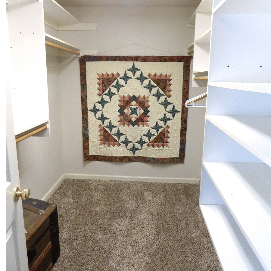 Walk-in closet