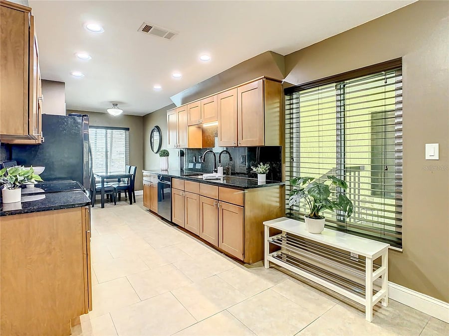 Furnished Finder property 668842_1 photo 13