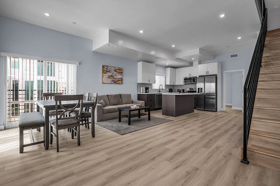 Shared Livingroom and Kitchen