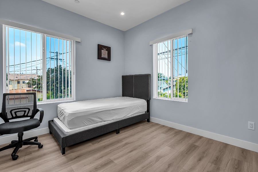 Furnished Finder property 669030_2 photo 9